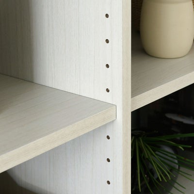 高さを調節できる移動棚