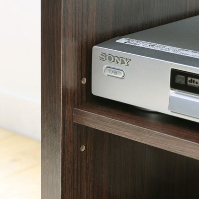 高さを調節できる移動棚