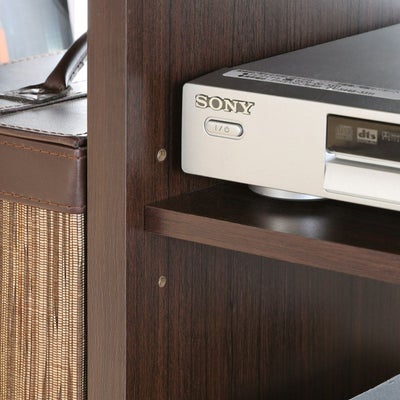 高さを調節できる移動棚