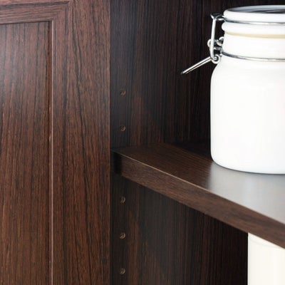 高さを調節できる移動棚