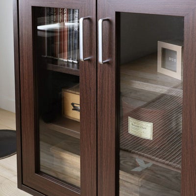 収納物が見やすいガラス扉