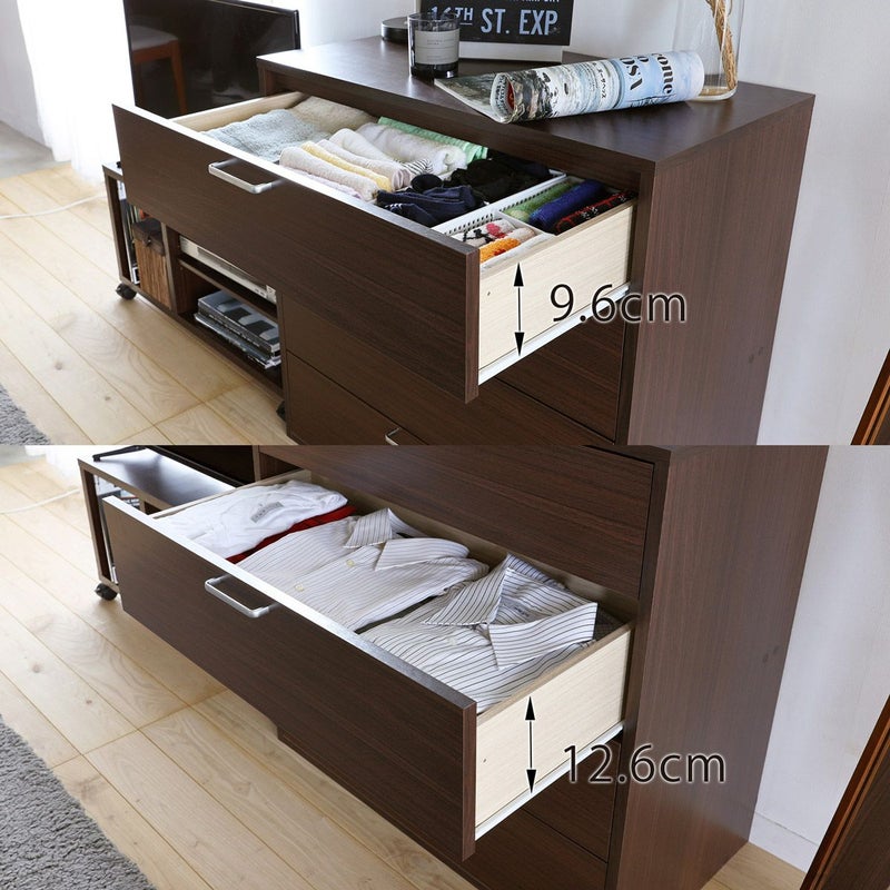 [深さが異なる2サイズの引出]上から1段目は深さ9.6cm、2段目から4段目は深さ12.6cmの2サイズの引出。収納物に合わせてスペースの無駄なく収納できます。