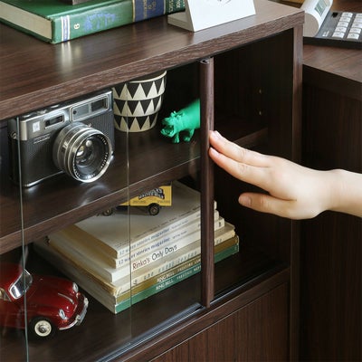 開閉に場所を取らない引き戸