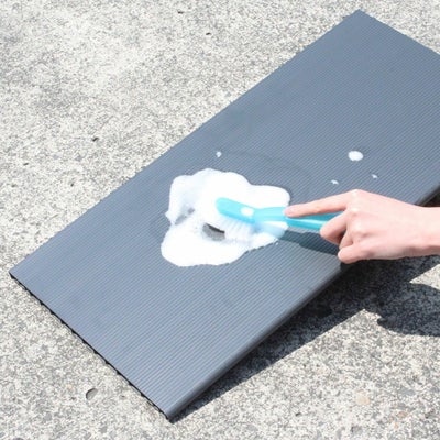 樹脂製だから水洗いOK