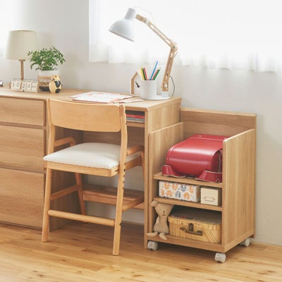 ワゴンと合わせて使って収納力アップ