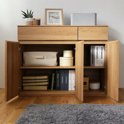 木製扉で隠す収納