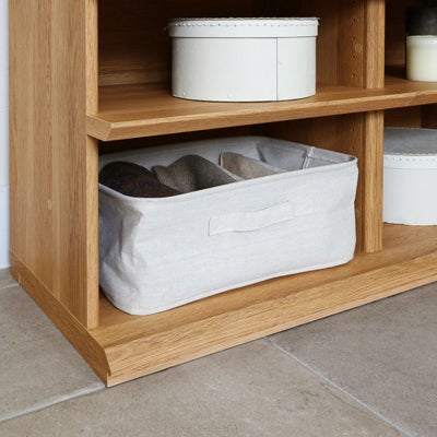 収納ボックスで棚の中をすっきり整理