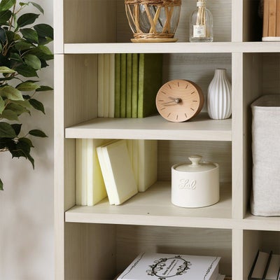 文庫本やコミックが入る高さ