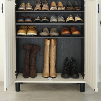 背の高いブーツも収納可