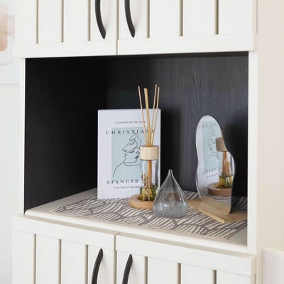 雑貨が映えるオープンスペース