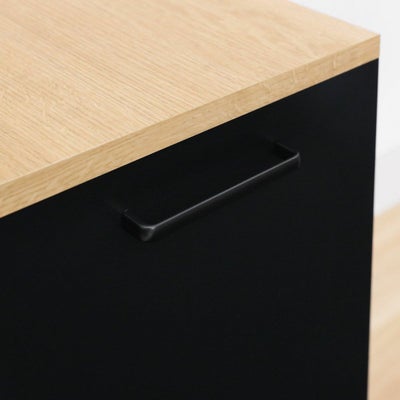 引き出しやすい取っ手付き