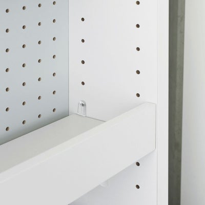 高さを調節できる移動棚