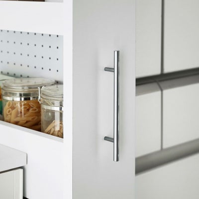 つかみやすい、シンプルな取っ手