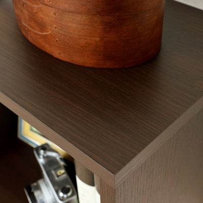 インテリアに馴染むベーシックカラー