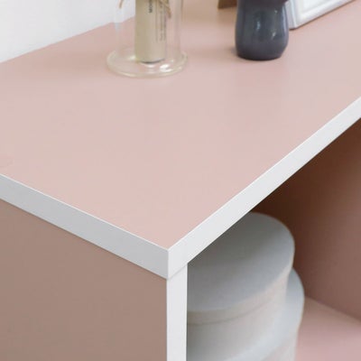 くすみカラーのディスプレイラック