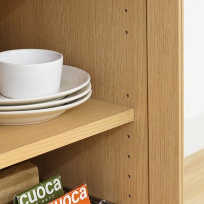 高さを調節できる移動棚