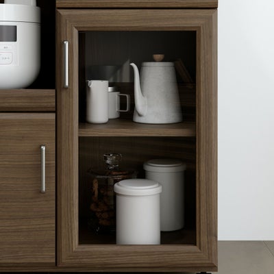 収納物が見やすいガラス扉