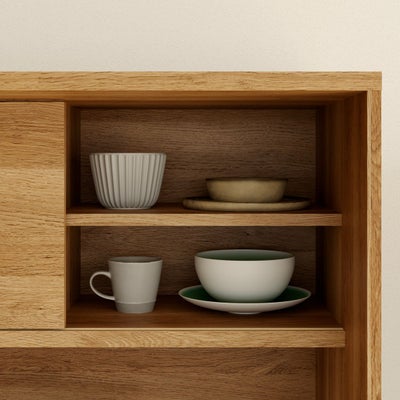 お気に入りの食器をディスプレイ