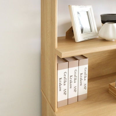 棚の横ラインを強調する側板