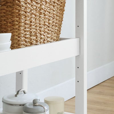 高さを調節できる移動棚