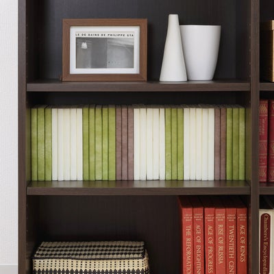 コミックを33冊収納できます