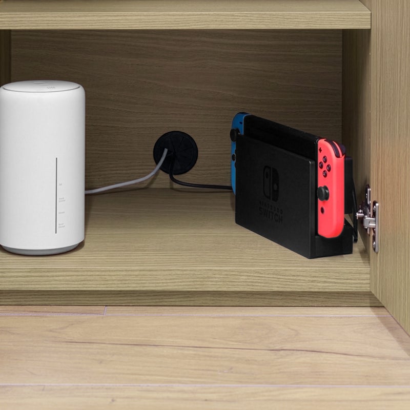 [Wi-Fiルーターやゲーム機の収納ができる配線穴付き]扉内の下部に配線用の穴があるので、Wi-Fiルーターやゲーム機を扉内に隠して収納できます。