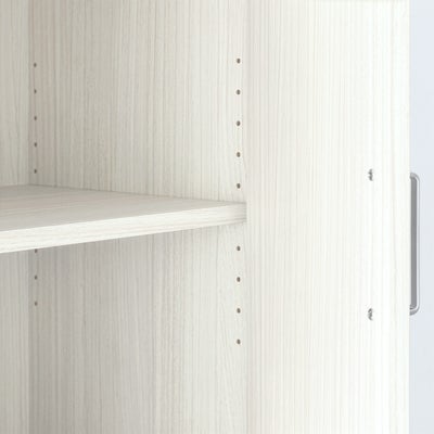 高さを調節できる移動棚